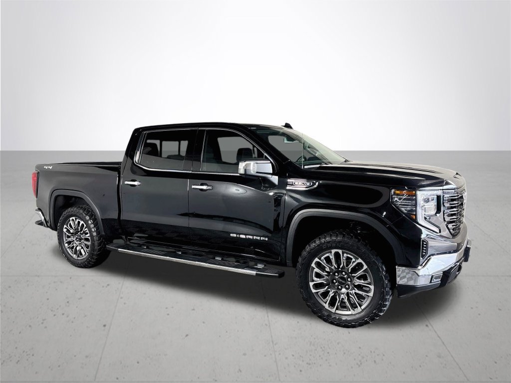 Used 2024 GMC Sierra 1500 SLT w/ SLT Premium Package AWD/4WD image 4