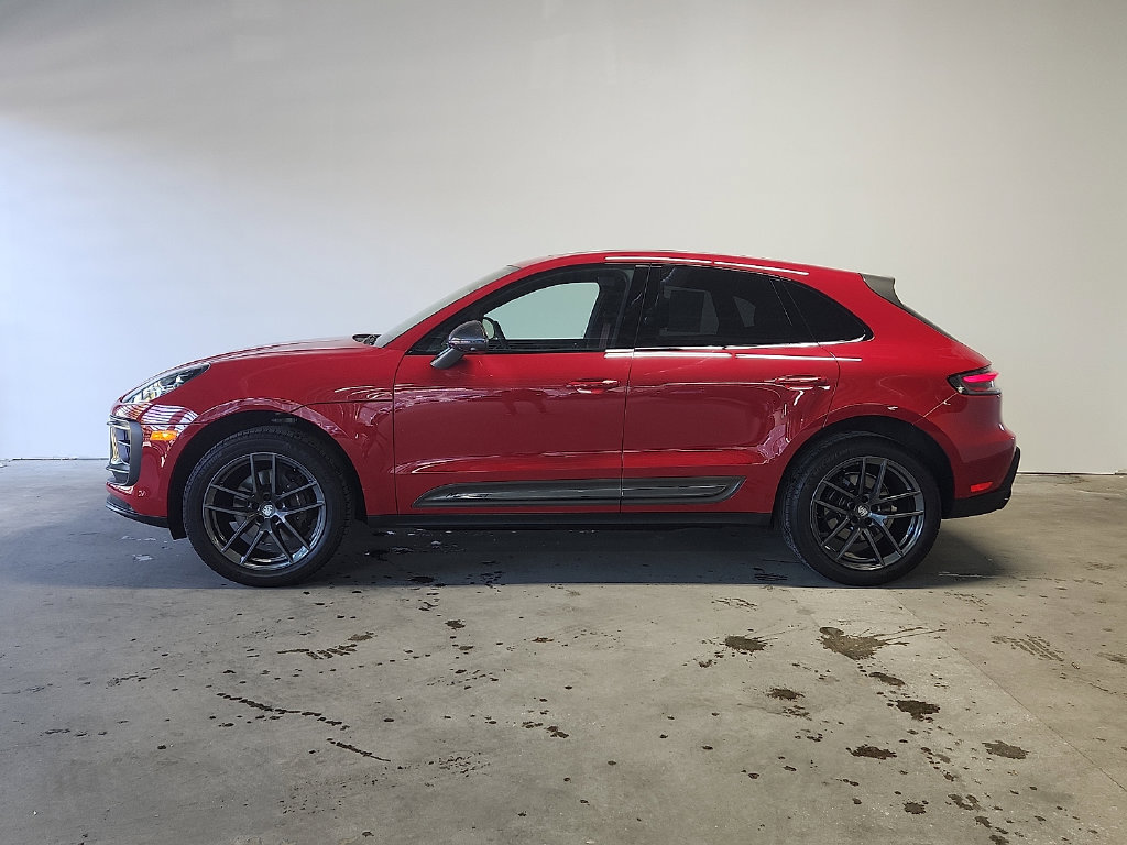 Certified 2026 Porsche Macan Turbo AWD/4WD image 2