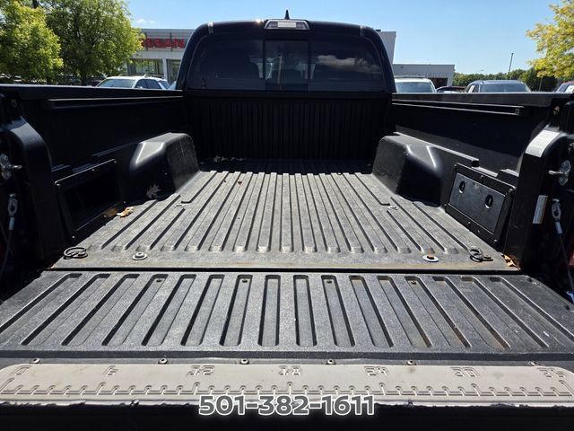 Used 2018 Toyota Tacoma SR5 RWD image 17