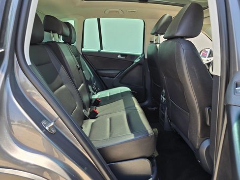 Used 2014 Volkswagen Tiguan SEL FWD image 45