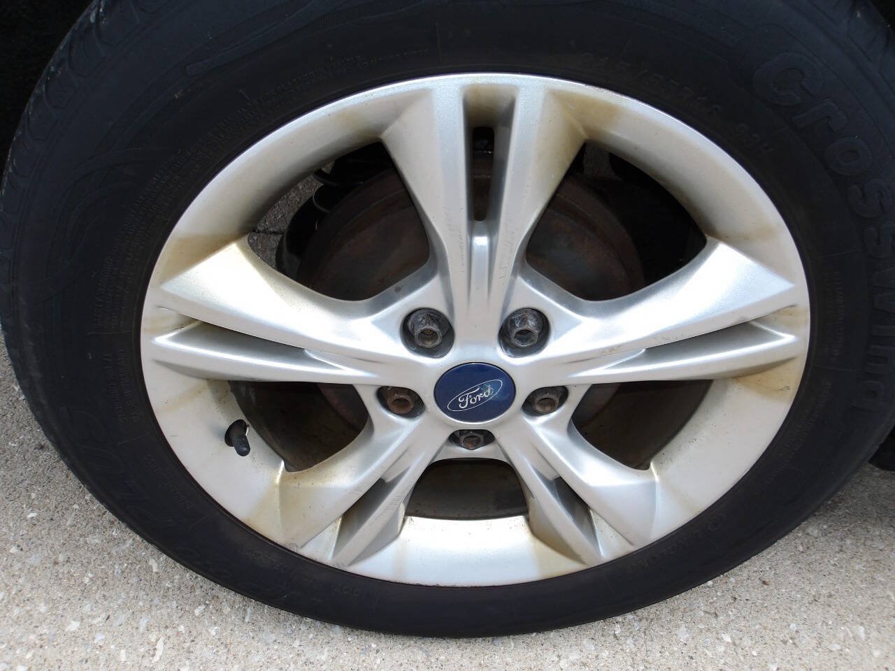 Used 2013 Ford Focus SE FWD image 24