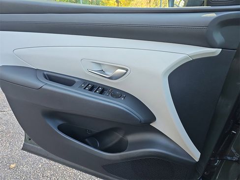 New 2026 Hyundai Tucson SE image 25