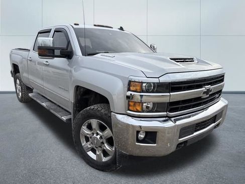 Used 2018 Chevrolet Silverado 2500 LTZ w/ Duramax Plus Package image 4