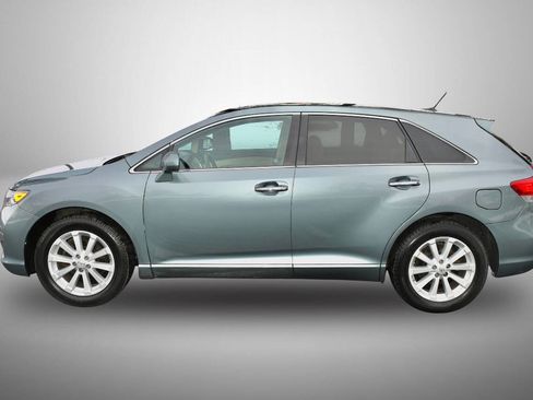 Used 2011 Toyota Venza AWD w/ Convenience Pkg image 4