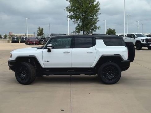 New 2025 GMC Hummer EV 2X image 9