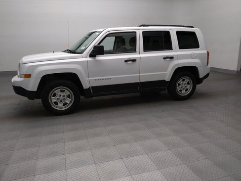 Used 2015 Jeep Patriot Sport image 2