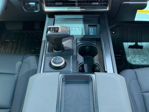 New 2025 GMC Hummer EV 3X AWD/4WD image 8