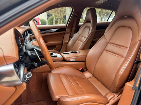 Used 2021 Porsche Panamera 4S Executive w/ Premium Package image 7