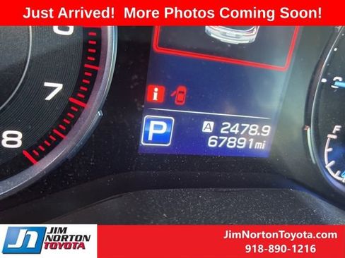 Used 2021 Subaru Ascent Touring image 8