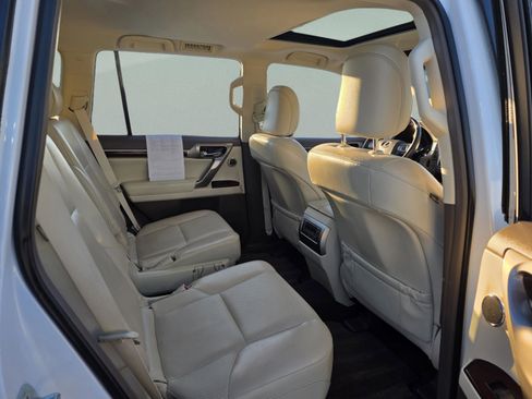 Used 2019 Lexus GX 460 Luxury image 23