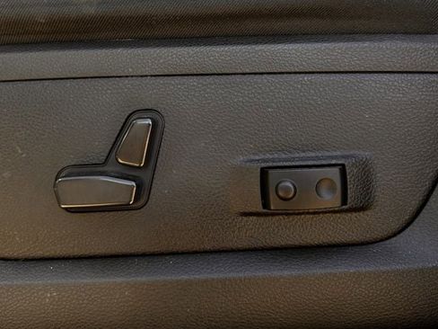 Used 2024 RAM 2500 Laramie image 30