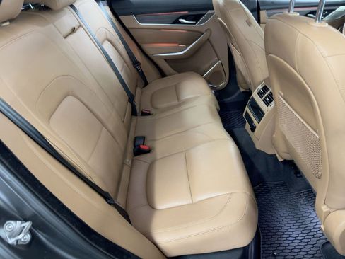 Used 2022 Jaguar F-PACE S image 29