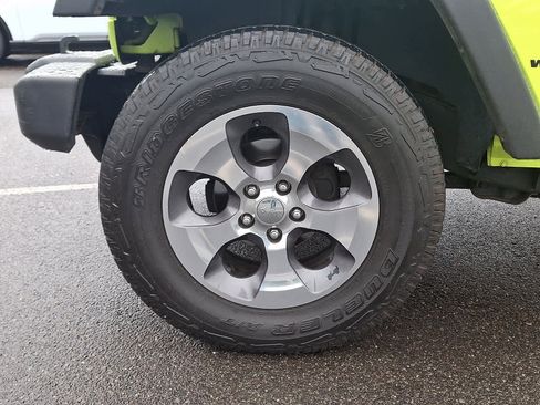 Used 2017 Jeep Wrangler Sport AWD/4WD image 9