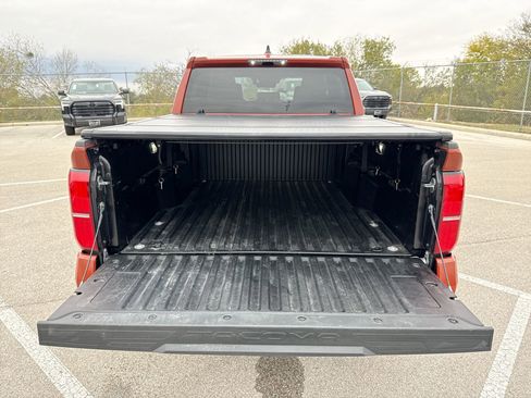 Certified 2025 Toyota Tacoma TRD Sport image 19