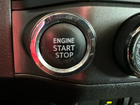 Used 2023 Toyota Tacoma TRD Sport w/ Advanced Technology Package image 30