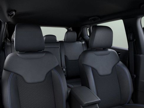 New 2026 Jeep Compass Latitude w/ Quick Order Package 29K image 10