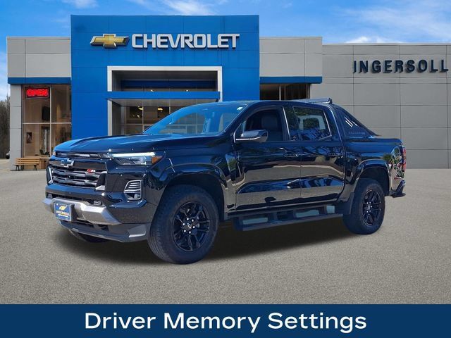 Used 2025 Chevrolet Colorado Z71 w/ Midnight Edition AWD/4WD image 34