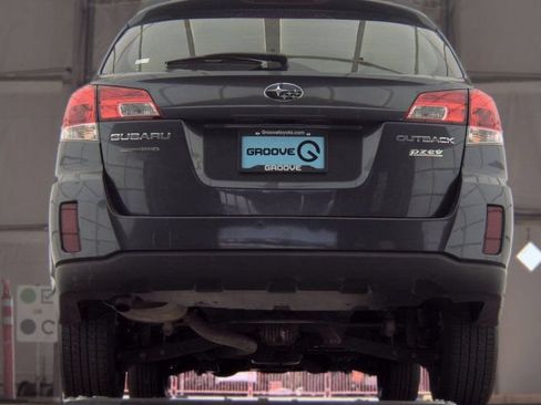 Used 2013 Subaru Outback 2.5i AWD/4WD image 6