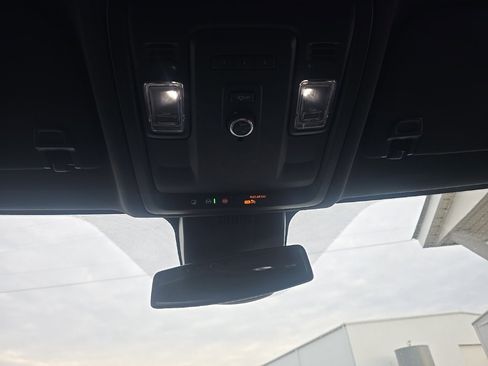 Used 2024 Chevrolet Tahoe LT image 30