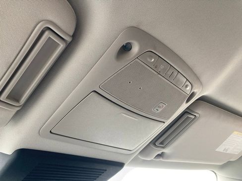 Used 2023 Nissan Armada SV image 29