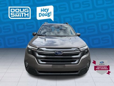 Certified 2025 Subaru Forester Premium AWD/4WD image 6