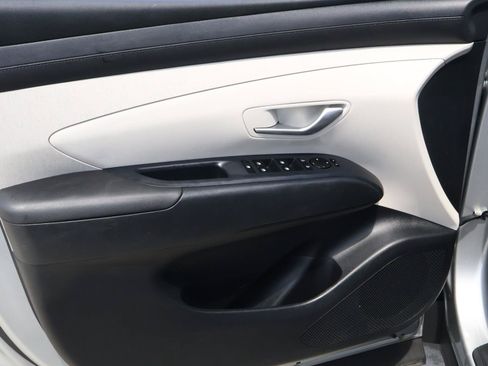 Used 2025 Hyundai Tucson SEL FWD image 15