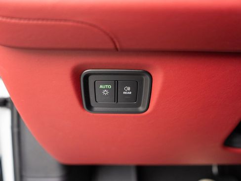 New 2026 Porsche Cayenne E-Hybrid Coupe AWD/4WD image 18