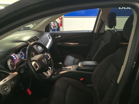 Used 2018 Dodge Journey SE w/ Popular Equipment Group image 18