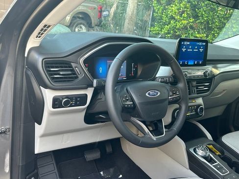 Used 2023 Ford Escape Active FWD image 32