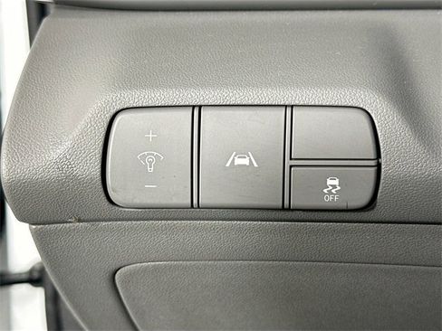 Used 2021 Hyundai Elantra SEL image 21