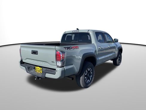 Used 2023 Toyota Tacoma TRD Off-Road w/ TRD Premium Off Road Package image 3