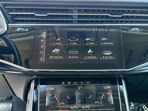 Used 2022 Audi Q7 Premium Plus w/ Premium Plus Package image 31