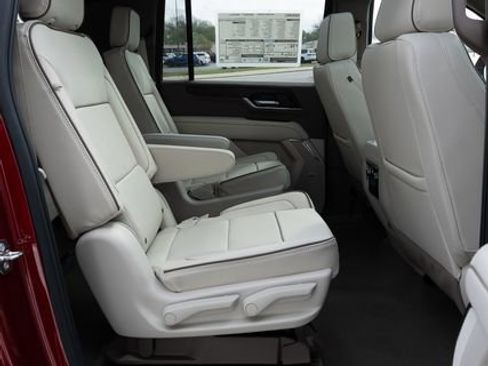 New 2026 GMC Yukon XL Denali w/ Sun & Power Step Package image 27