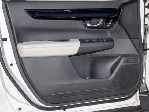 Used 2024 Honda CR-V EX-L image 11