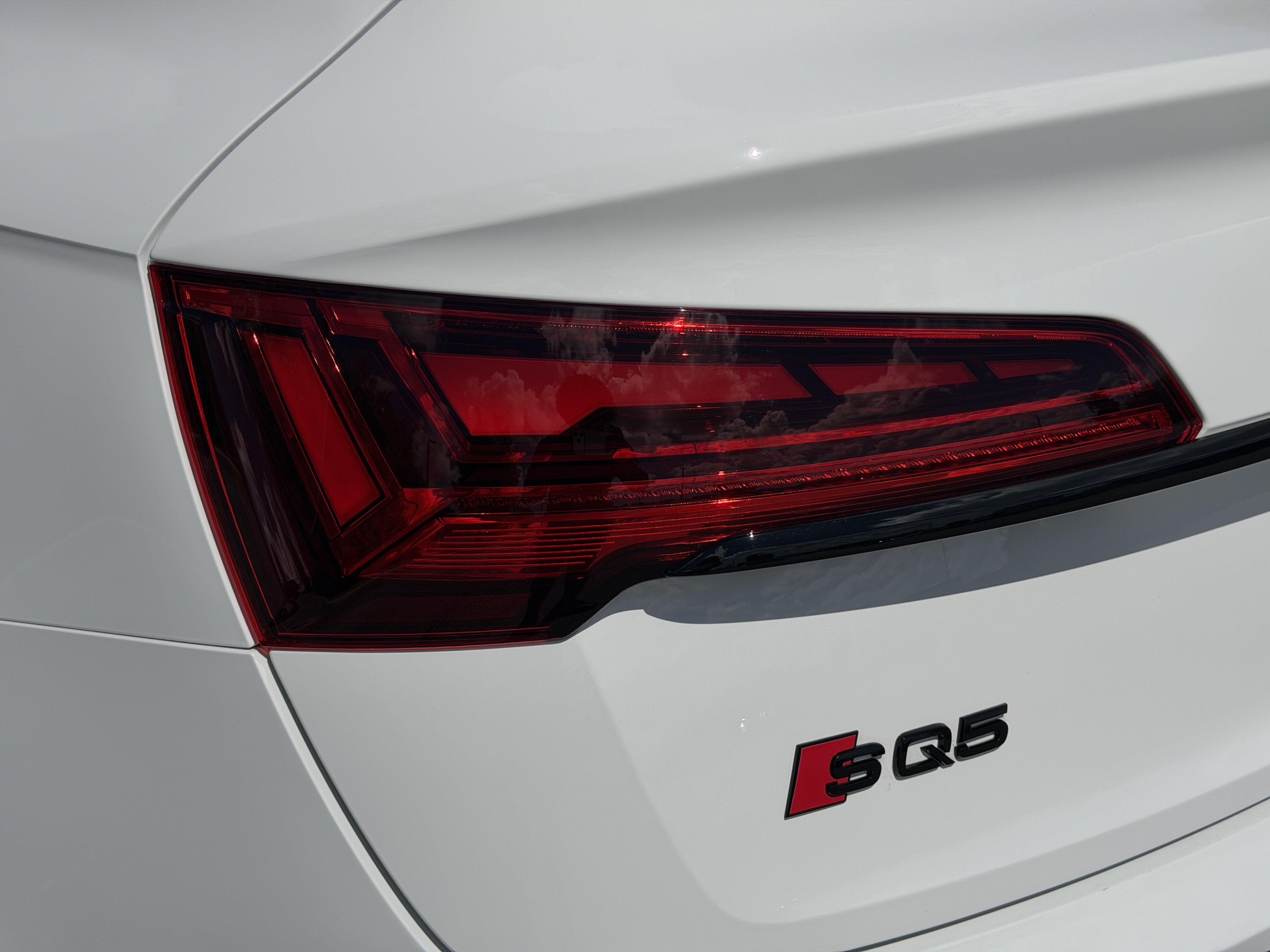 Certified 2023 Audi SQ5 Premium Plus AWD/4WD image 10