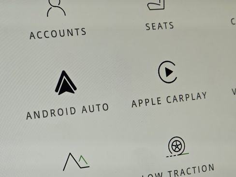 New 2025 Land Rover Range Rover SE image 8