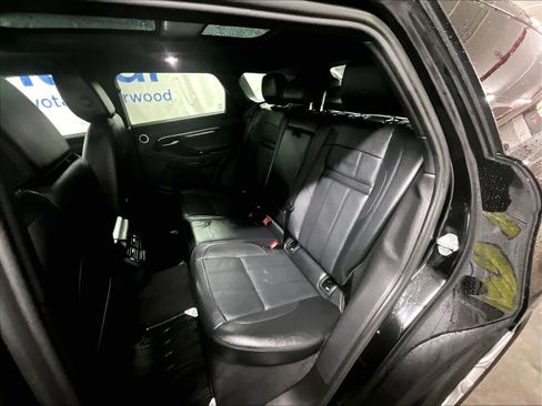 Used 2023 Land Rover Range Rover Evoque SE image 15