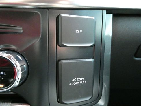 Used 2022 Ford F150 Lariat AWD/4WD image 28