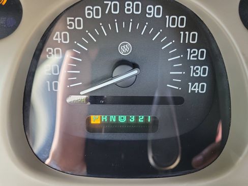Used 2001 Buick Le Sabre Custom w/ Luxury Pkg FWD image 23