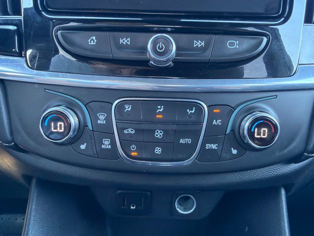 Used 2022 Chevrolet Traverse LT w/ LPO, Cargo Package AWD/4WD image 35