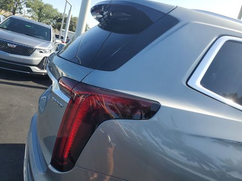 New 2025 Cadillac XT6 Luxury image 12