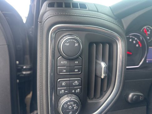 Used 2019 Chevrolet Silverado 1500 LT Trail Boss w/ Convenience Package image 14