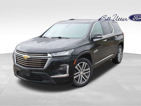 Used 2022 Chevrolet Traverse High Country w/ LPO, Floor Liner Package image 1