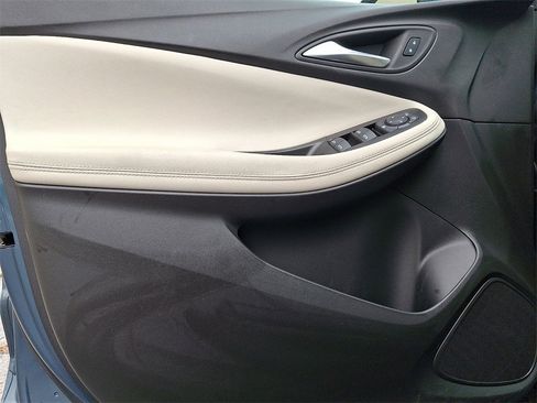 Used 2024 Buick Encore GX Sport Touring image 12