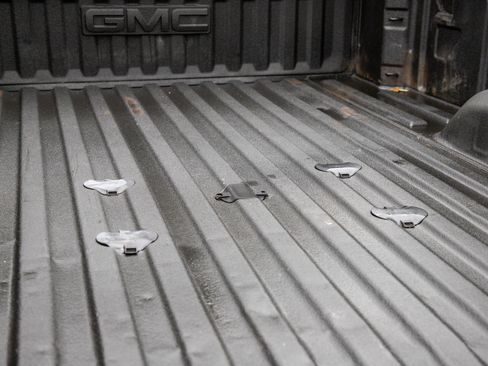 Used 2022 GMC Sierra 2500 SLE w/ SLE Value Package; image 11