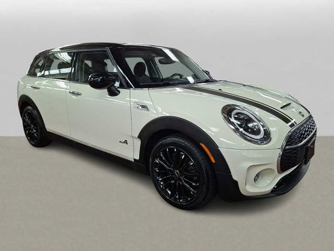 Certified 2023 MINI Cooper Clubman S AWD/4WD image 3