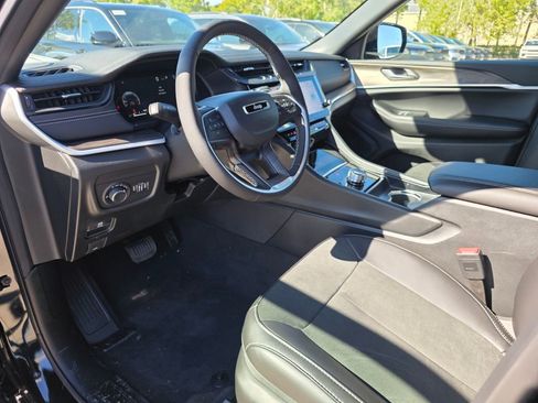 New 2026 Jeep Grand Cherokee Altitude RWD image 13