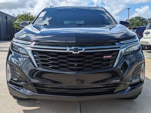 Used 2022 Chevrolet Equinox RS w/ RS Leather Package FWD image 3