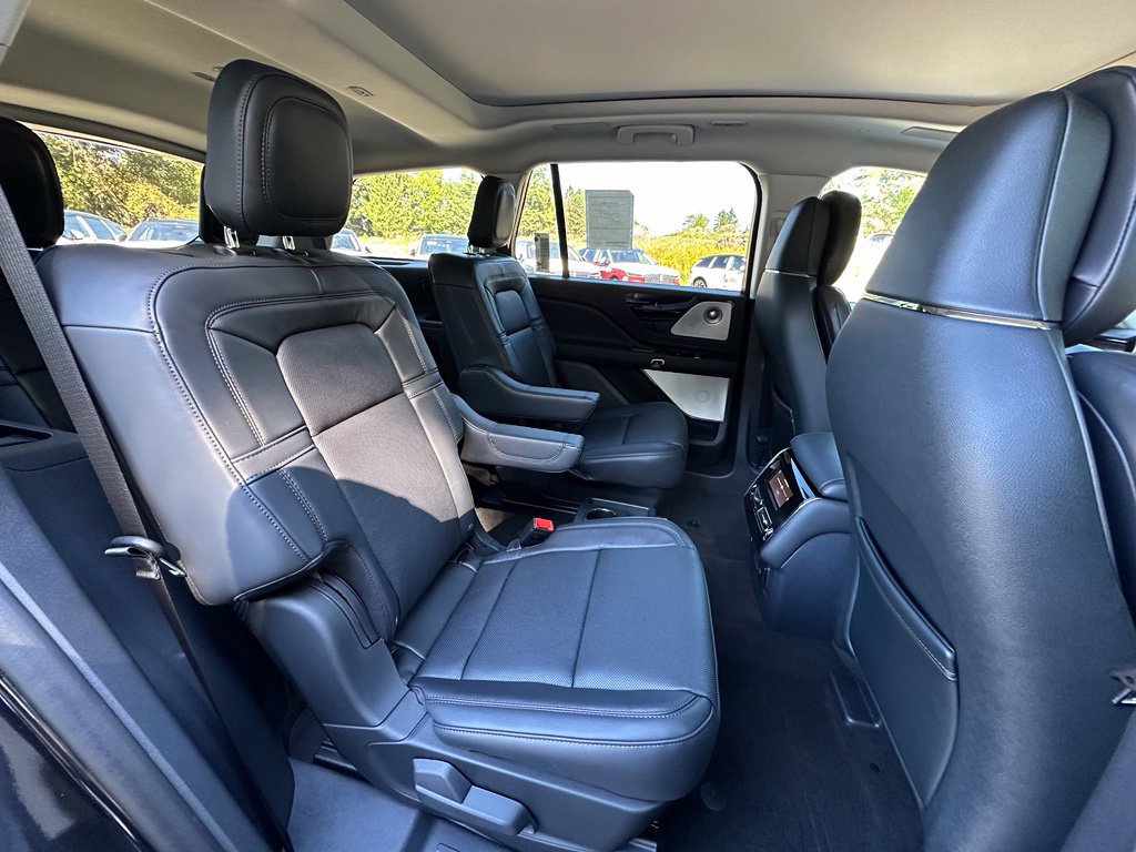 New 2027 Lincoln Aviator Reserve w/ Luxury Package AWD/4WD image 26