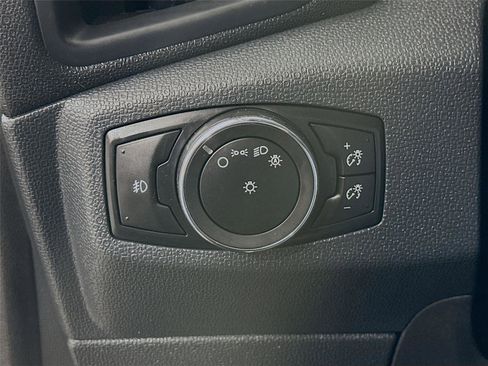 Used 2018 Ford EcoSport SE w/ SE Convenience Package image 14